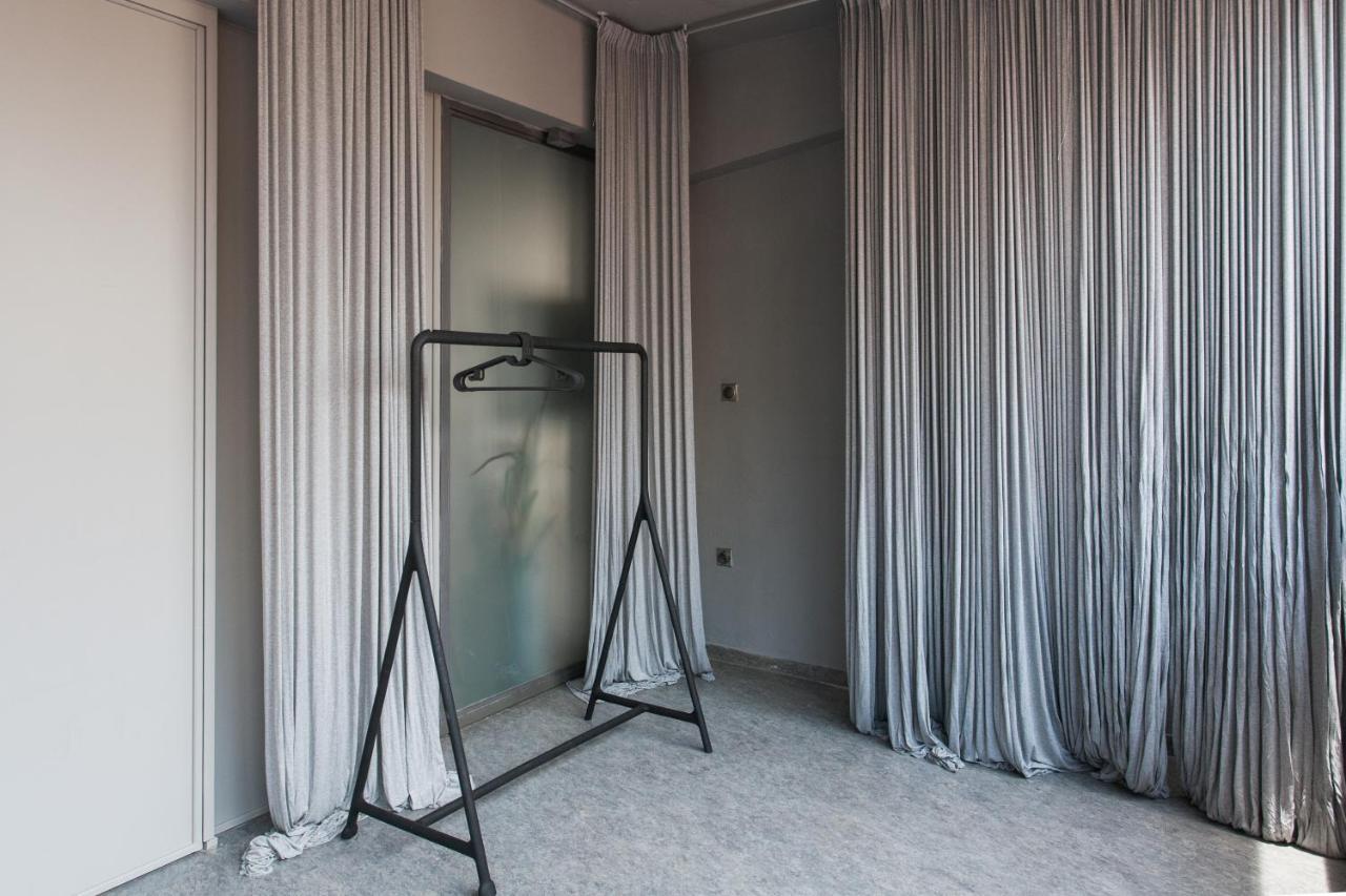 Artists' Favorite Spacious Loft Near Acropolis!! Афины Экстерьер фото